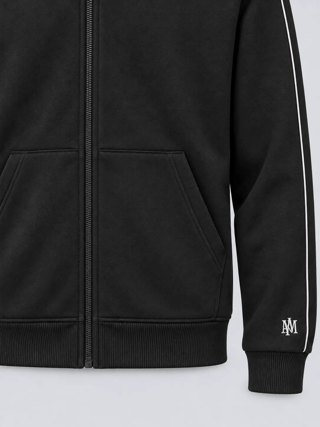 Jacket patch pockets, rib cuff and sleeve embroidery